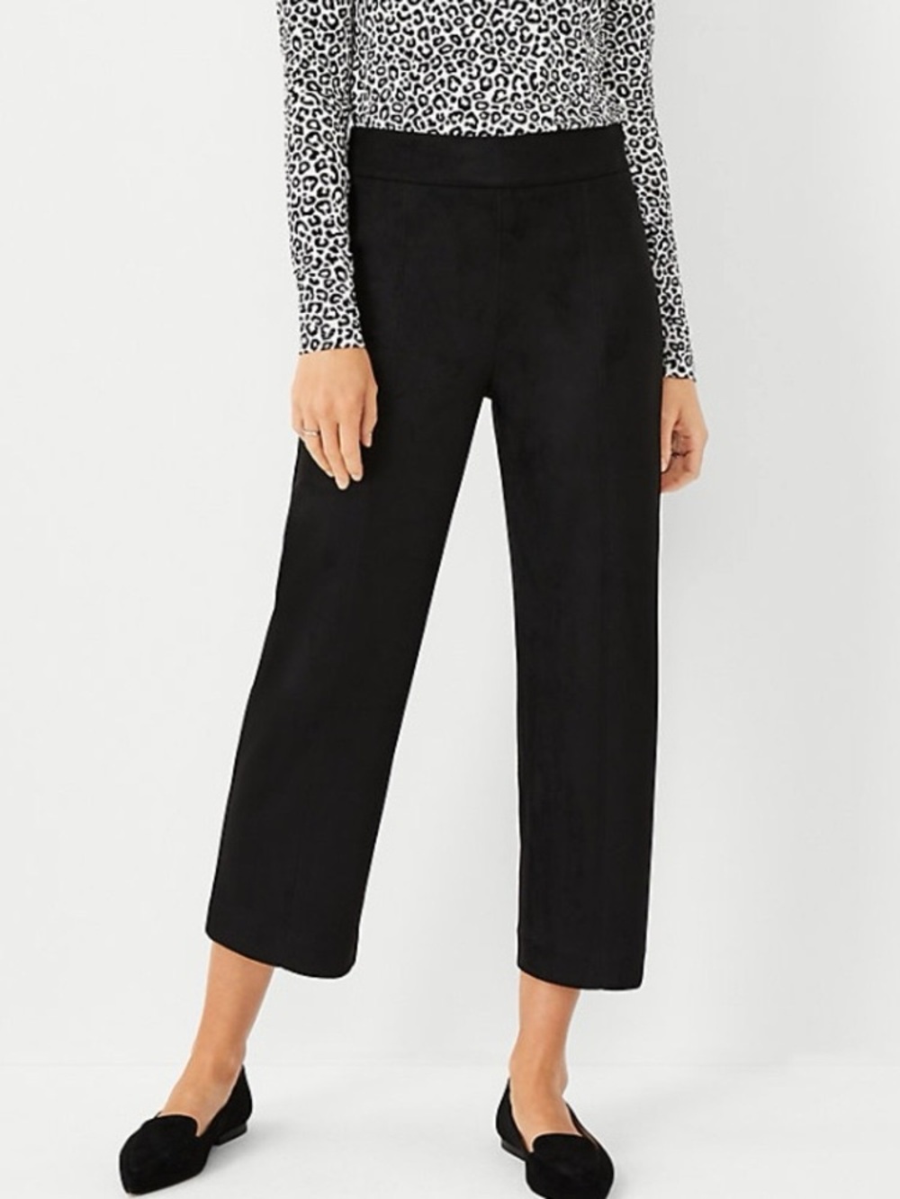 ANN TAYLOR THE STRAIGHT CROP PANTS